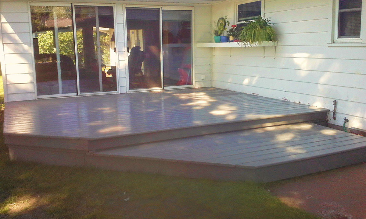 deck--brushmasters-grey-deck-patio.jpg